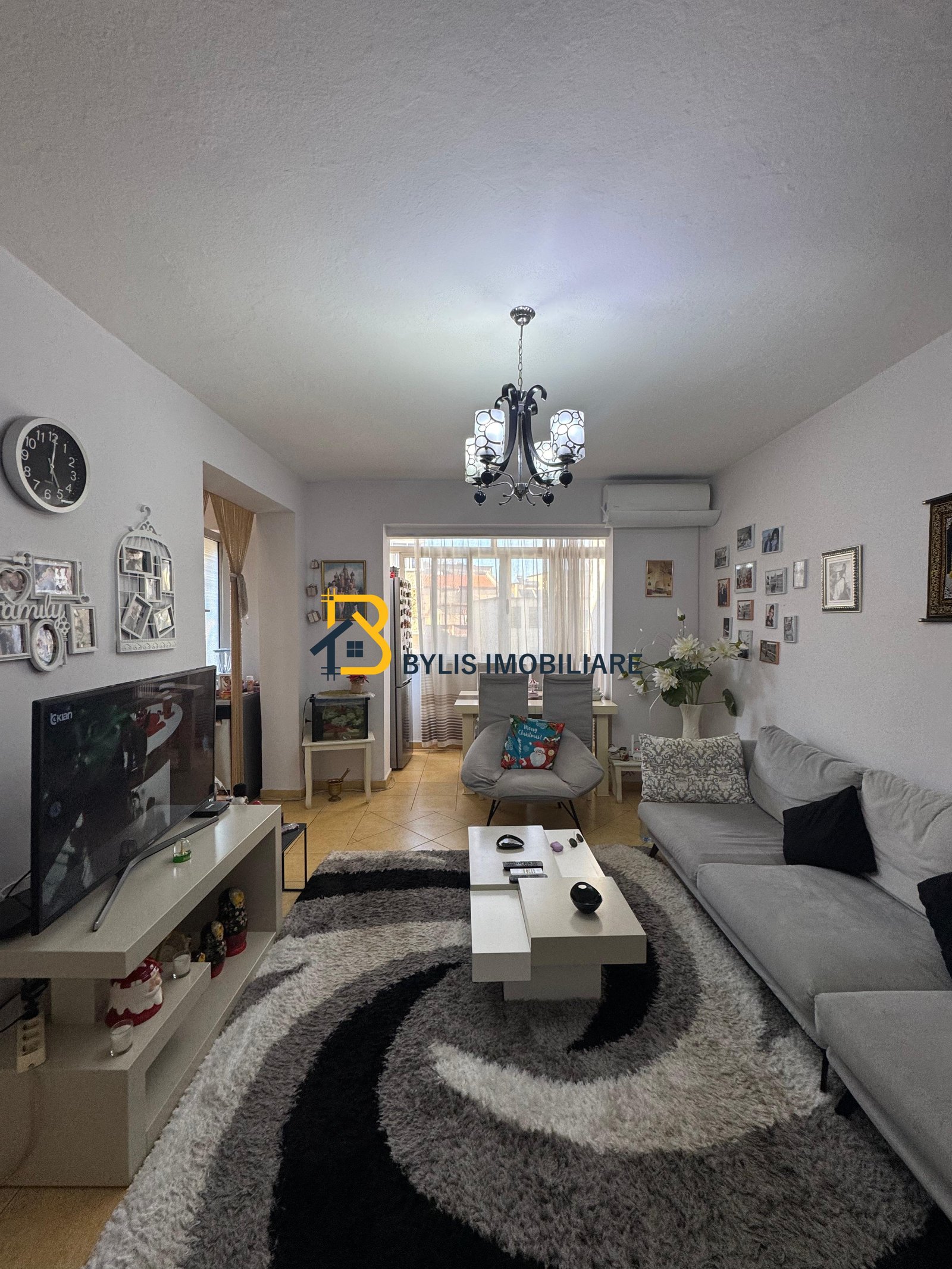 Shitet Apartament 3+1 prane Shkolles se Baletit, Rr. Elbasanit, Tirane
